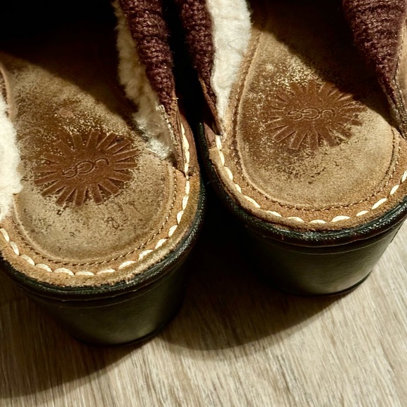 UGG Gael slip on mules size 8 - Picture 3 of 10